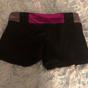 Black California Kisses Dance booty shorts